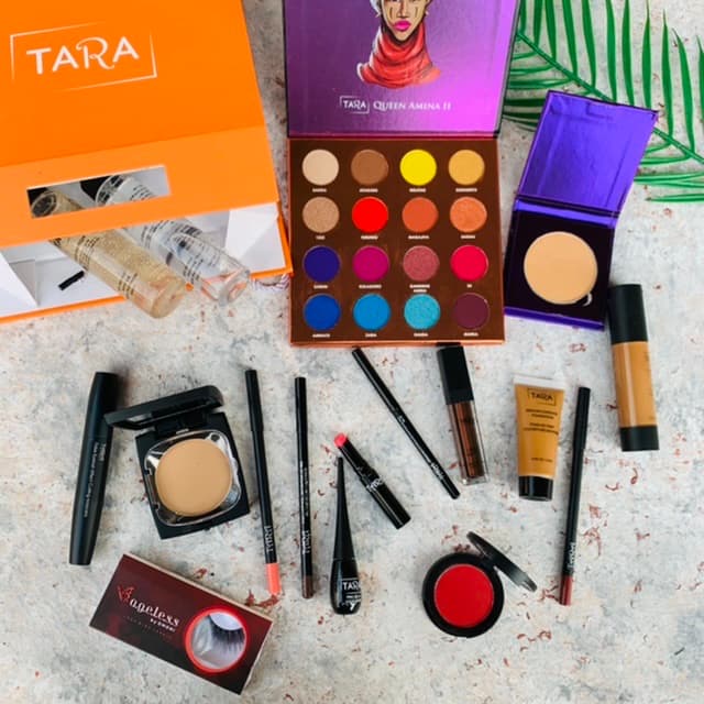 Xmas gift box 50,000 Naira