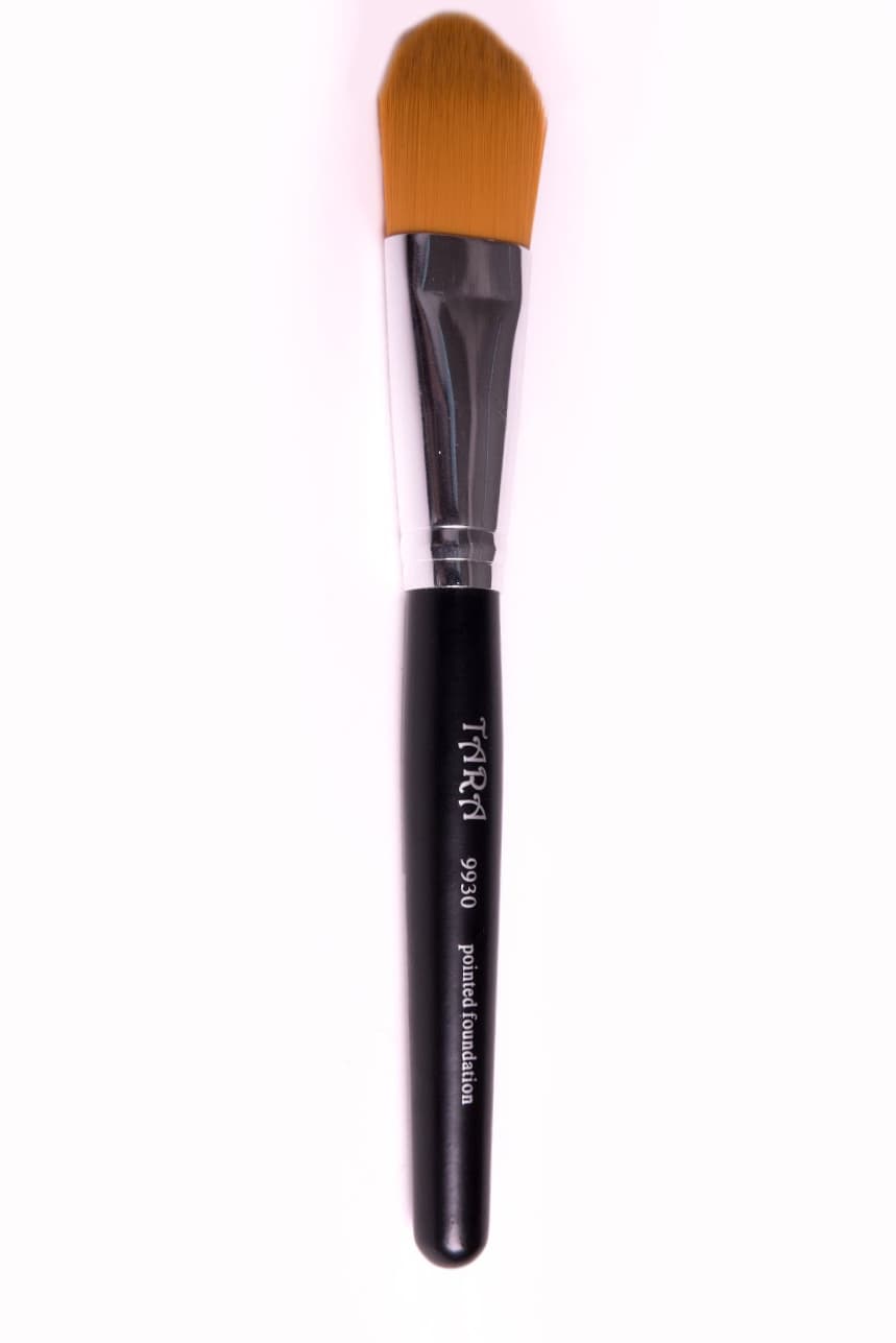 TARA FOUNDATION BRUSH